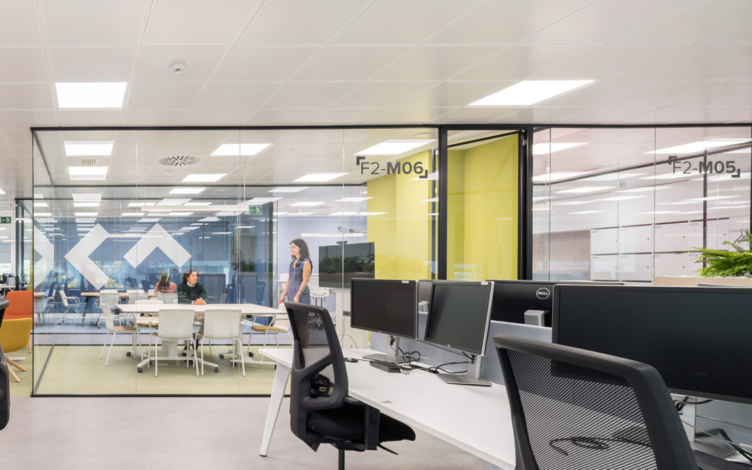 Mamparas divisorias para Oficinas: Lo último en tendencia